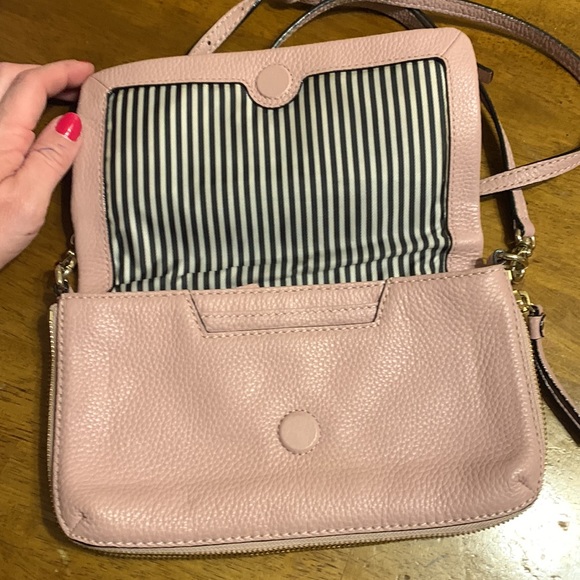 Kate Spade Crossbody - Picture 4 of 8